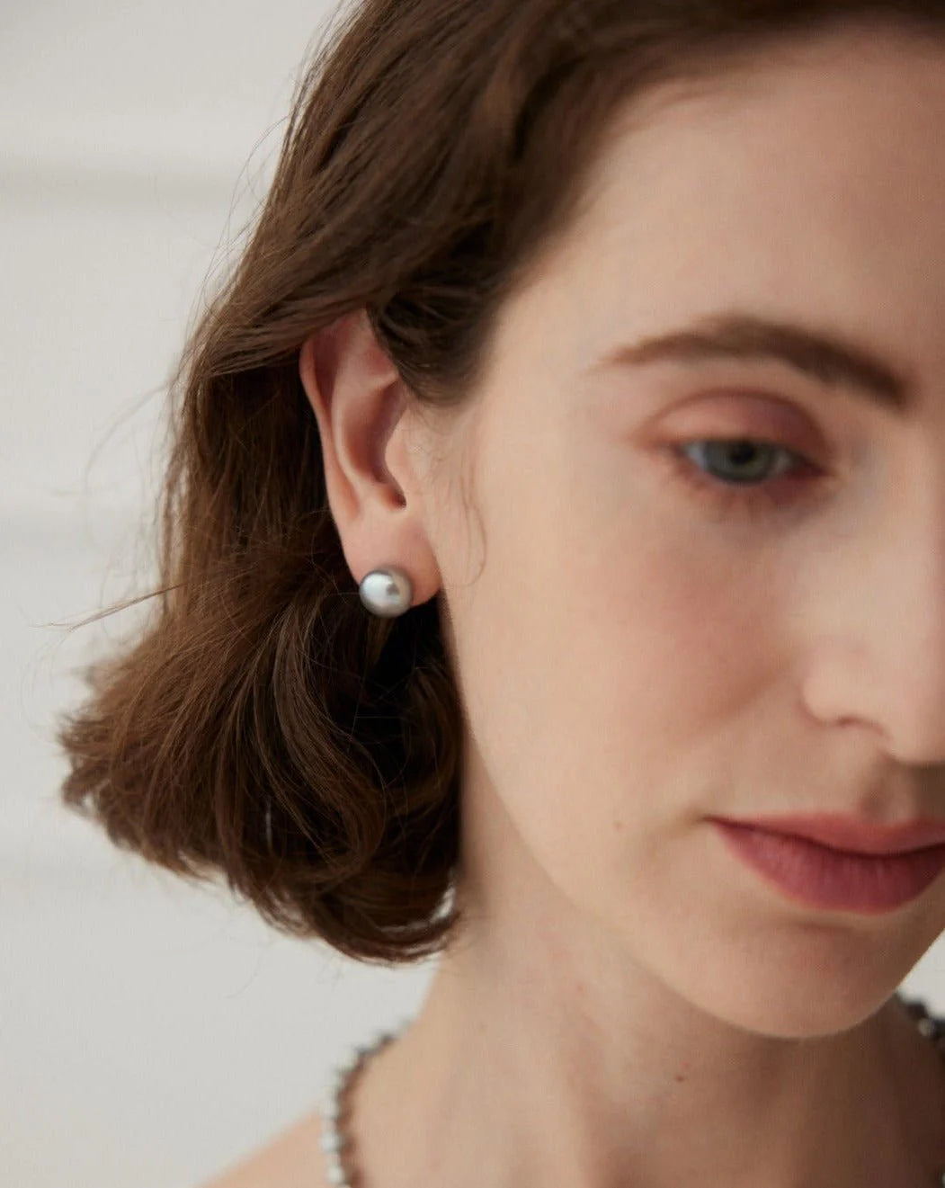 Grandeur Pearl Earrings