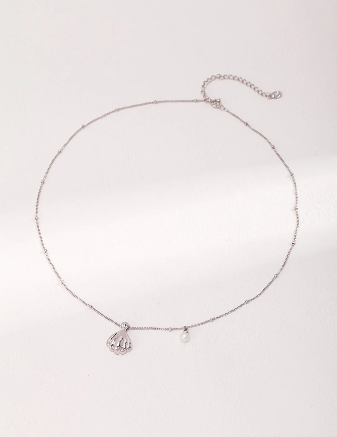 Shell Pearl Necklace